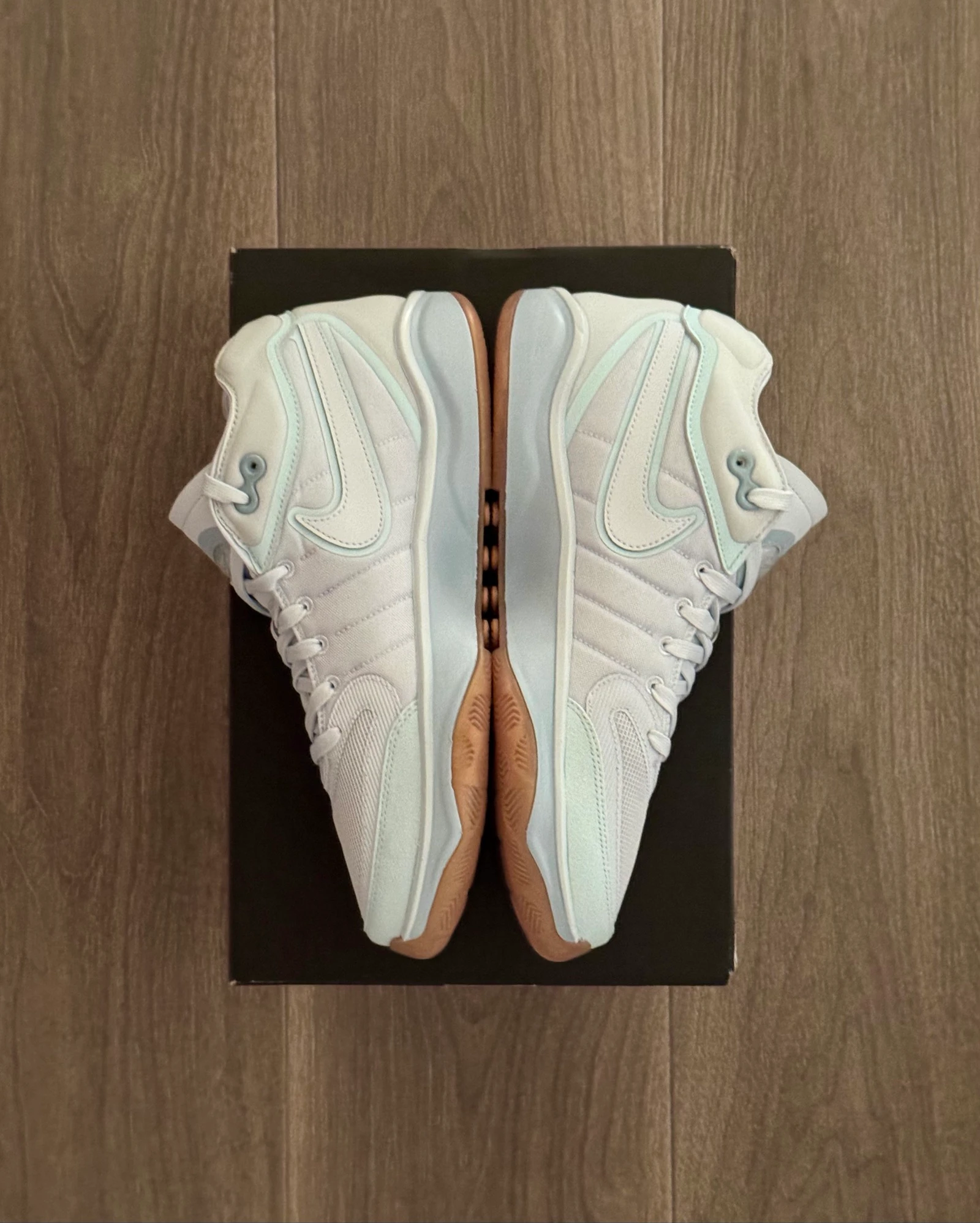 Authentic new Nike G.T. Hustle 2 sneakers size 42.5 – photo 3